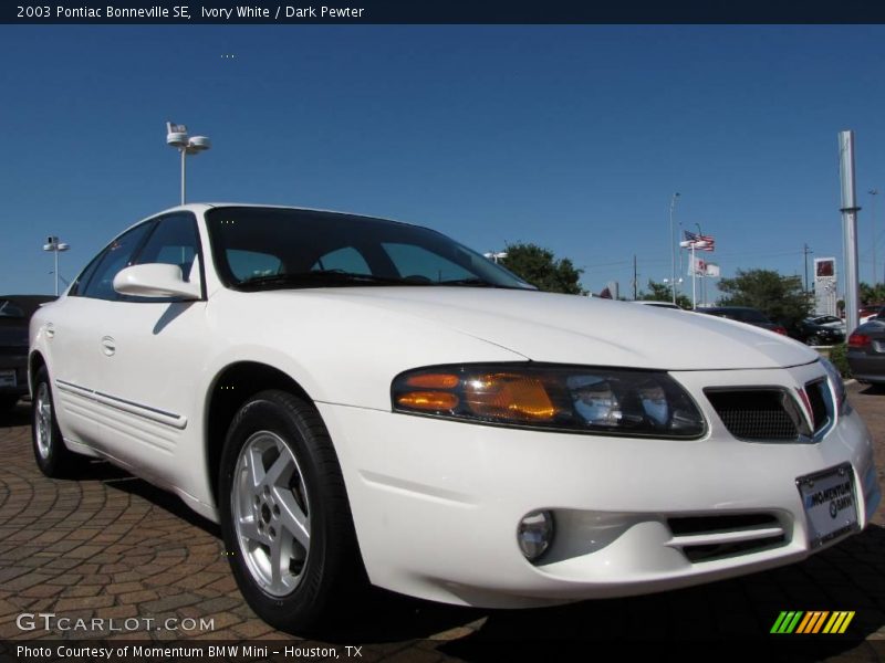 Ivory White / Dark Pewter 2003 Pontiac Bonneville SE