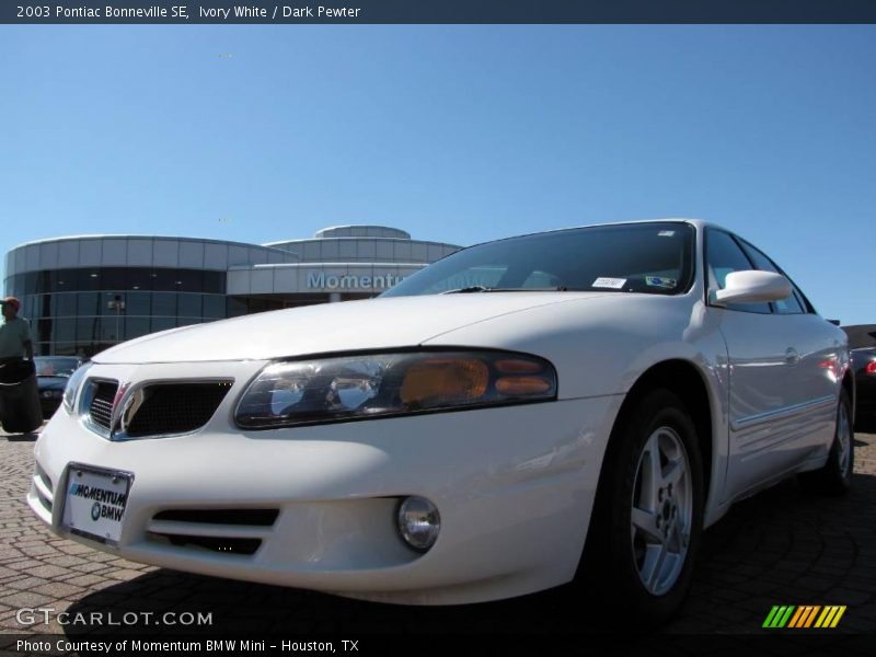 Ivory White / Dark Pewter 2003 Pontiac Bonneville SE