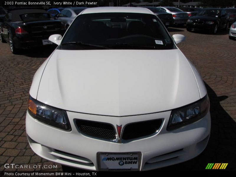 Ivory White / Dark Pewter 2003 Pontiac Bonneville SE