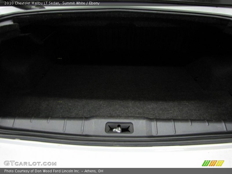 Summit White / Ebony 2010 Chevrolet Malibu LT Sedan