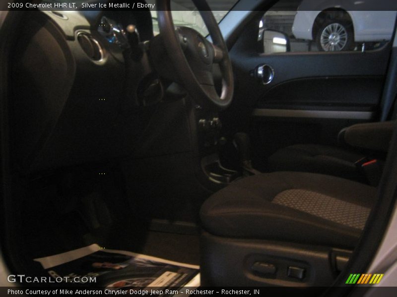 Silver Ice Metallic / Ebony 2009 Chevrolet HHR LT