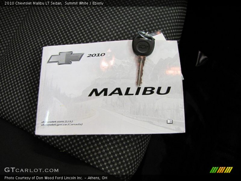 Summit White / Ebony 2010 Chevrolet Malibu LT Sedan