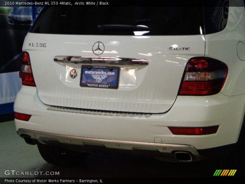 Arctic White / Black 2010 Mercedes-Benz ML 350 4Matic