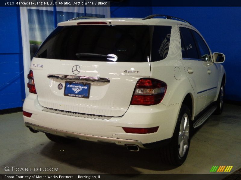 Arctic White / Black 2010 Mercedes-Benz ML 350 4Matic