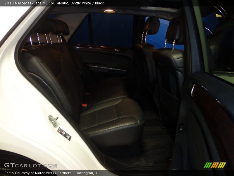 Arctic White / Black 2010 Mercedes-Benz ML 350 4Matic