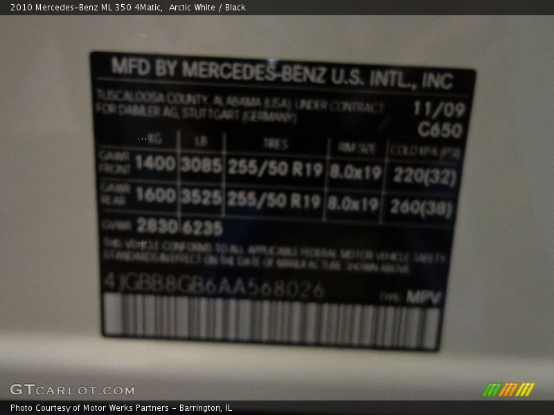 Arctic White / Black 2010 Mercedes-Benz ML 350 4Matic