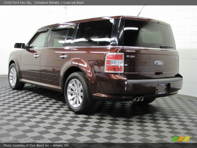 Cinnamon Metallic / Charcoal Black 2009 Ford Flex SEL