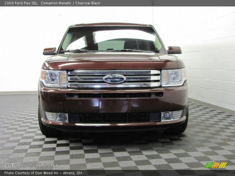 Cinnamon Metallic / Charcoal Black 2009 Ford Flex SEL