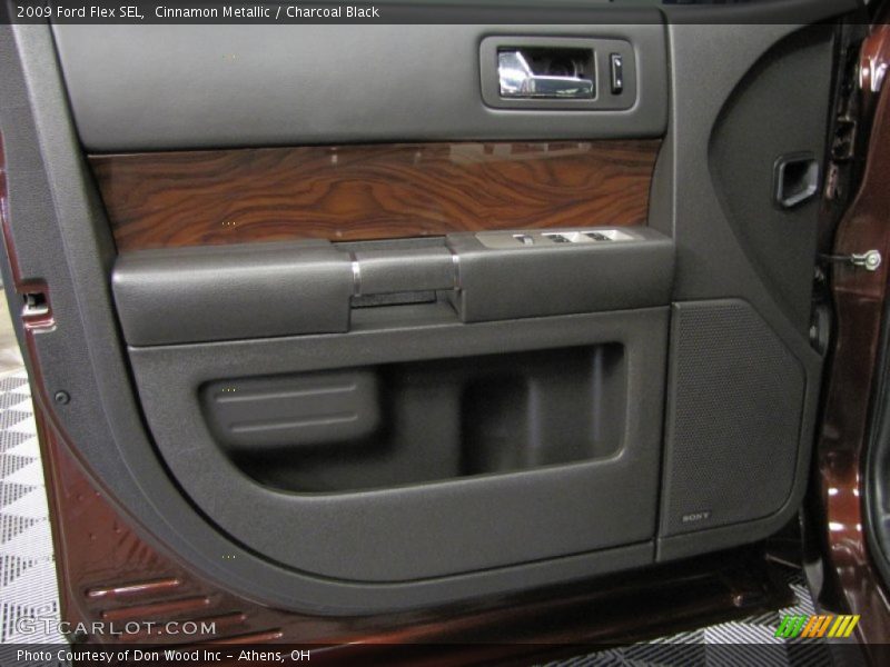 Cinnamon Metallic / Charcoal Black 2009 Ford Flex SEL