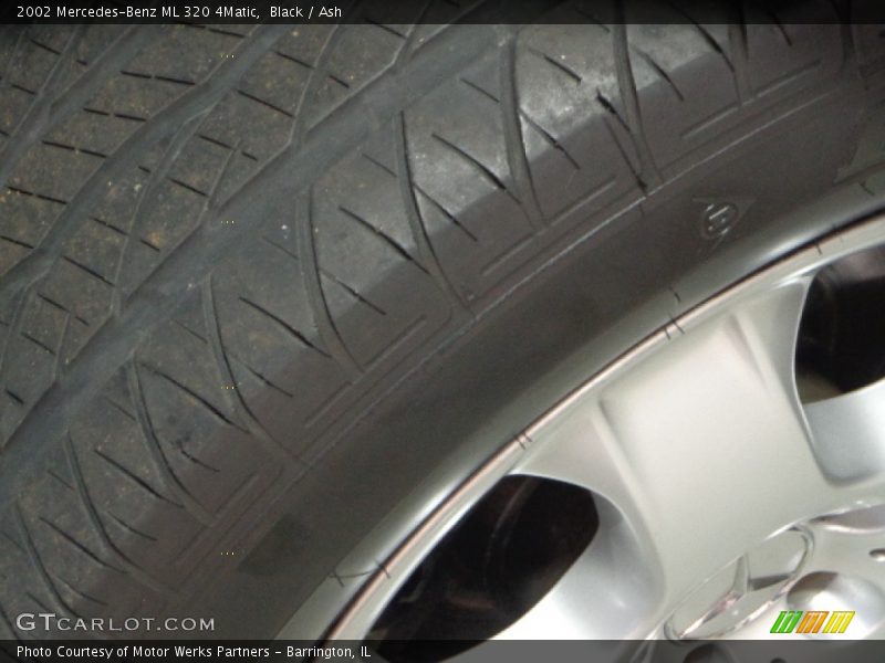 Black / Ash 2002 Mercedes-Benz ML 320 4Matic