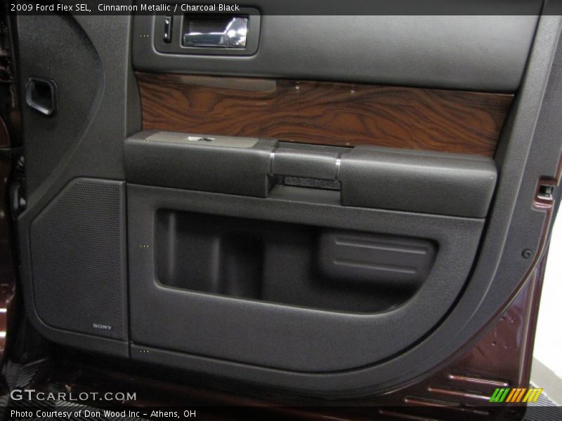 Cinnamon Metallic / Charcoal Black 2009 Ford Flex SEL