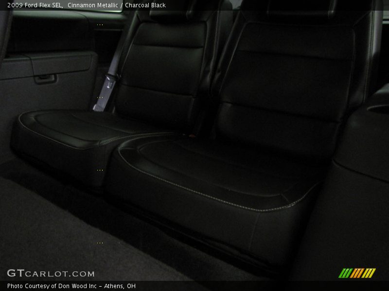 Cinnamon Metallic / Charcoal Black 2009 Ford Flex SEL