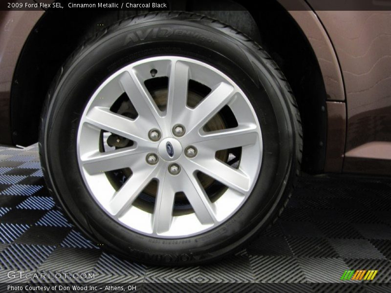 Cinnamon Metallic / Charcoal Black 2009 Ford Flex SEL