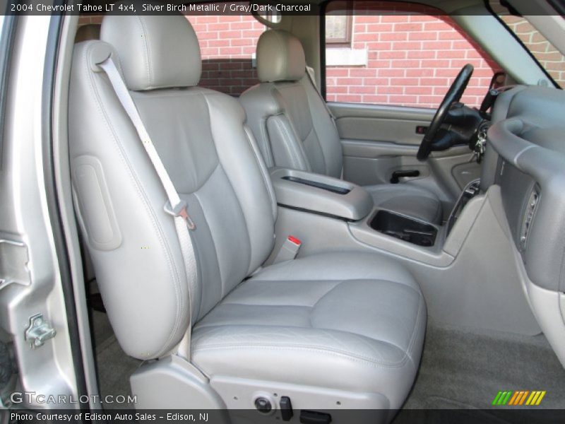 Silver Birch Metallic / Gray/Dark Charcoal 2004 Chevrolet Tahoe LT 4x4