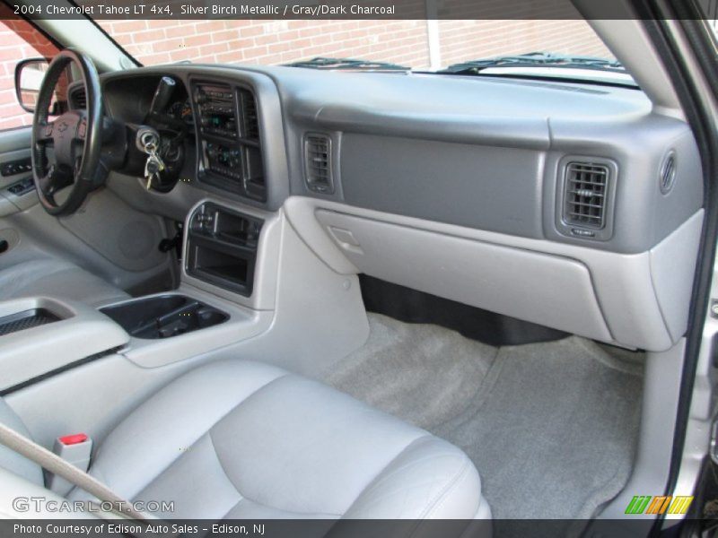 Silver Birch Metallic / Gray/Dark Charcoal 2004 Chevrolet Tahoe LT 4x4