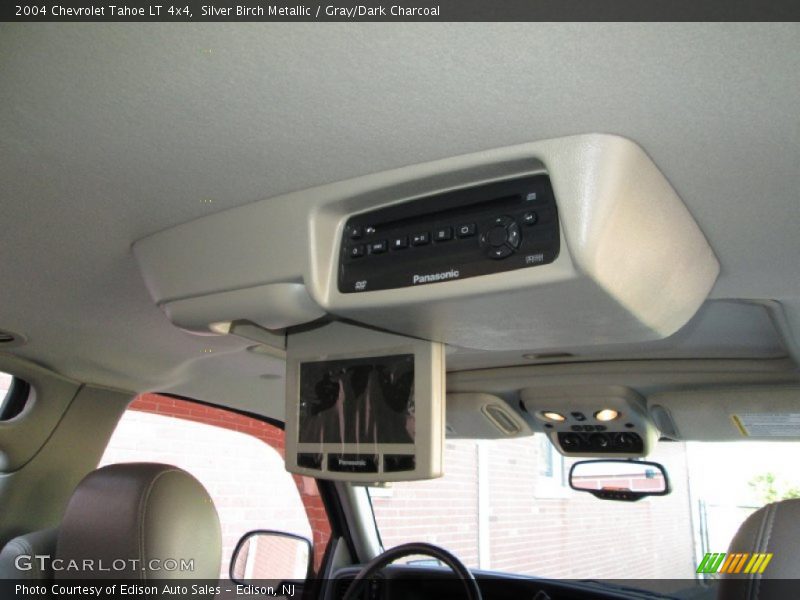 Silver Birch Metallic / Gray/Dark Charcoal 2004 Chevrolet Tahoe LT 4x4