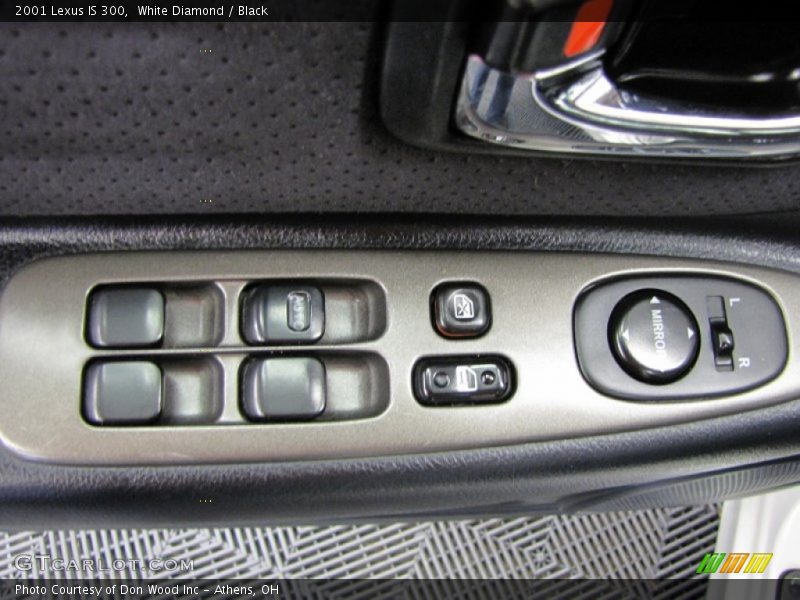 White Diamond / Black 2001 Lexus IS 300