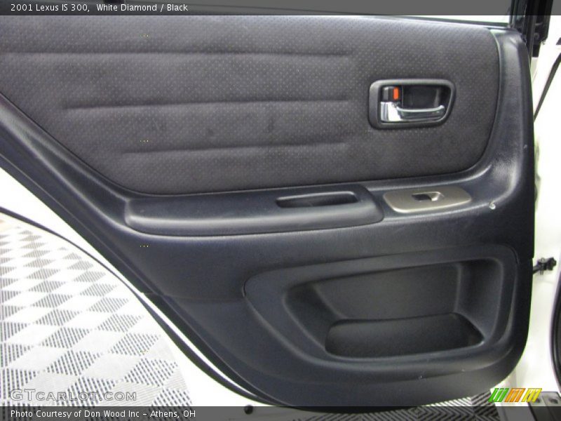 White Diamond / Black 2001 Lexus IS 300