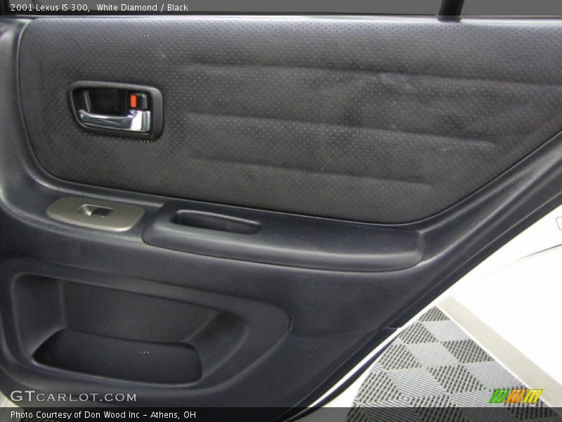 White Diamond / Black 2001 Lexus IS 300