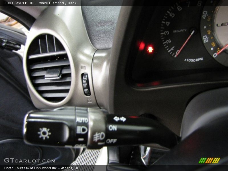 White Diamond / Black 2001 Lexus IS 300