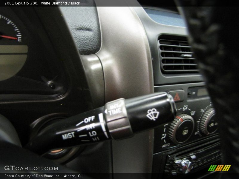 White Diamond / Black 2001 Lexus IS 300
