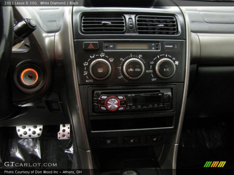 White Diamond / Black 2001 Lexus IS 300