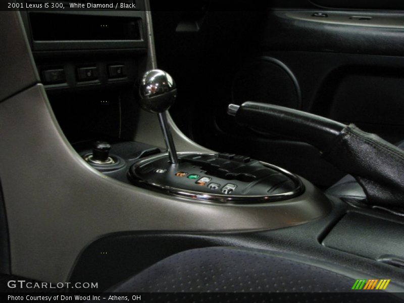 White Diamond / Black 2001 Lexus IS 300