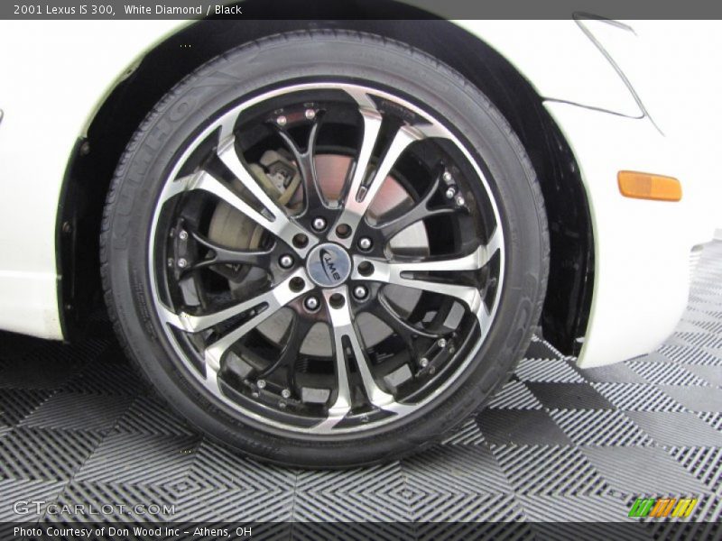 White Diamond / Black 2001 Lexus IS 300