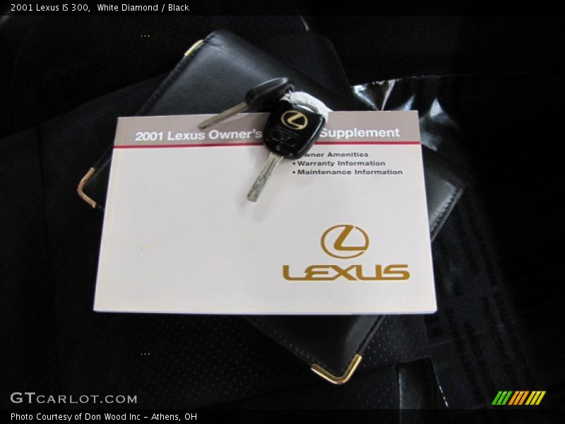 White Diamond / Black 2001 Lexus IS 300
