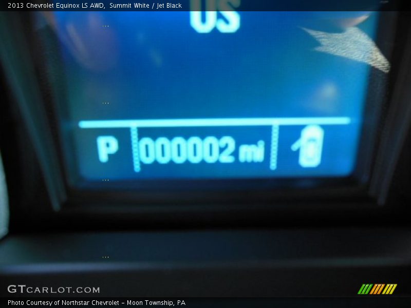 Summit White / Jet Black 2013 Chevrolet Equinox LS AWD
