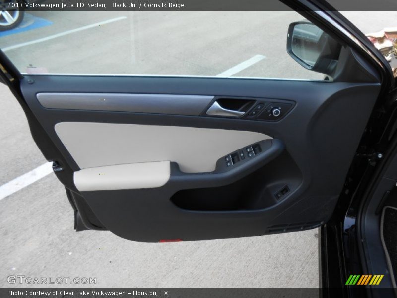 Black Uni / Cornsilk Beige 2013 Volkswagen Jetta TDI Sedan