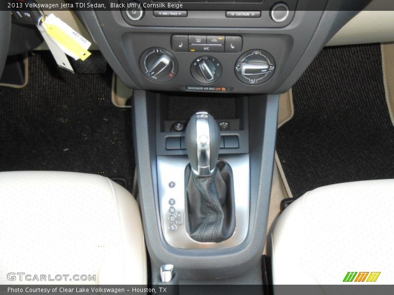 Black Uni / Cornsilk Beige 2013 Volkswagen Jetta TDI Sedan