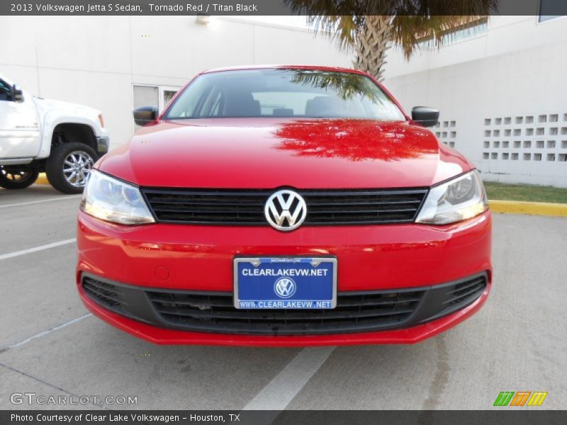 Tornado Red / Titan Black 2013 Volkswagen Jetta S Sedan