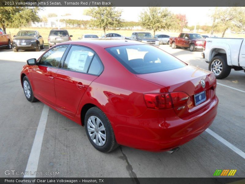 Tornado Red / Titan Black 2013 Volkswagen Jetta S Sedan