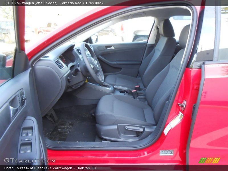 Tornado Red / Titan Black 2013 Volkswagen Jetta S Sedan
