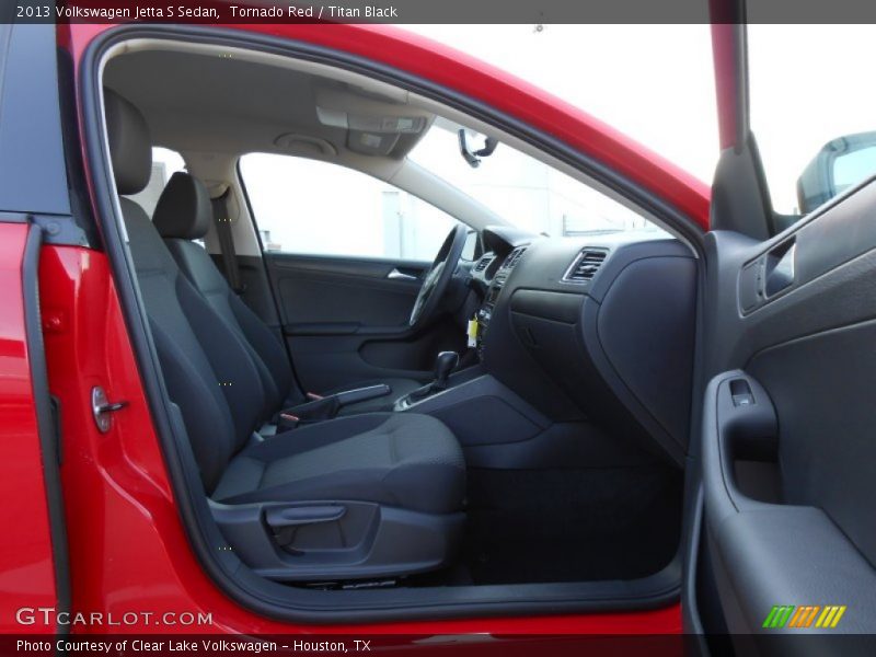 Tornado Red / Titan Black 2013 Volkswagen Jetta S Sedan