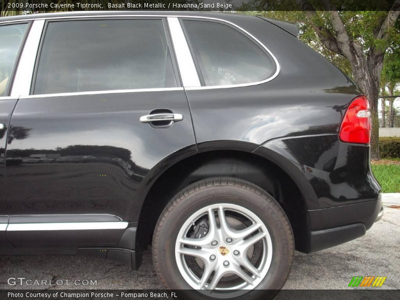 Basalt Black Metallic / Havanna/Sand Beige 2009 Porsche Cayenne Tiptronic