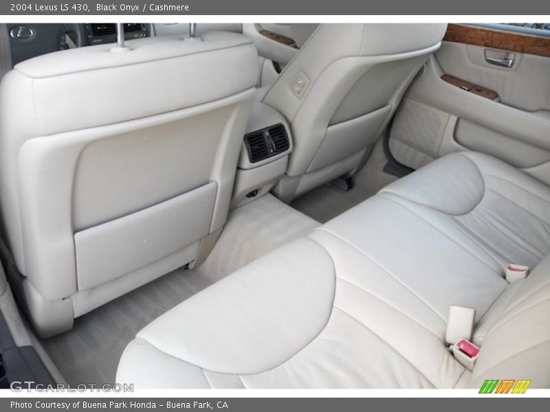 Black Onyx / Cashmere 2004 Lexus LS 430