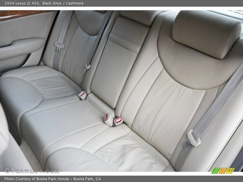 Black Onyx / Cashmere 2004 Lexus LS 430