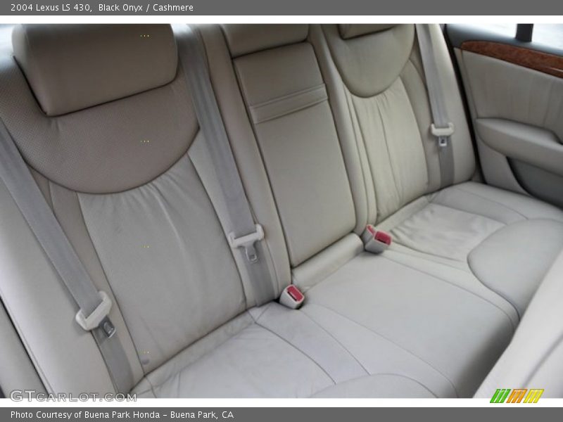 Black Onyx / Cashmere 2004 Lexus LS 430