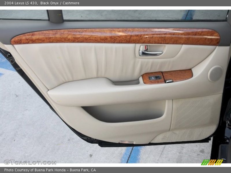 Black Onyx / Cashmere 2004 Lexus LS 430