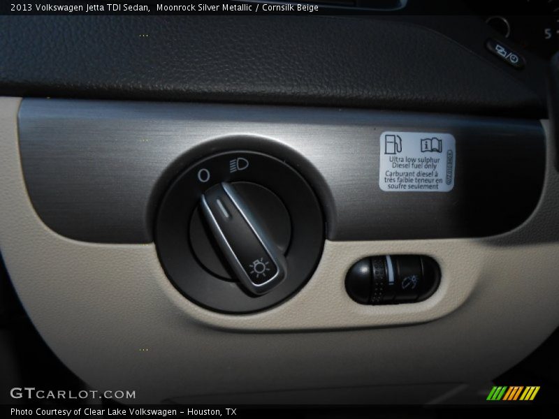 Moonrock Silver Metallic / Cornsilk Beige 2013 Volkswagen Jetta TDI Sedan