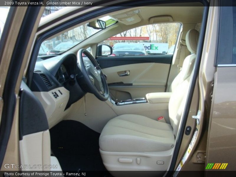 Golden Umber Mica / Ivory 2009 Toyota Venza I4