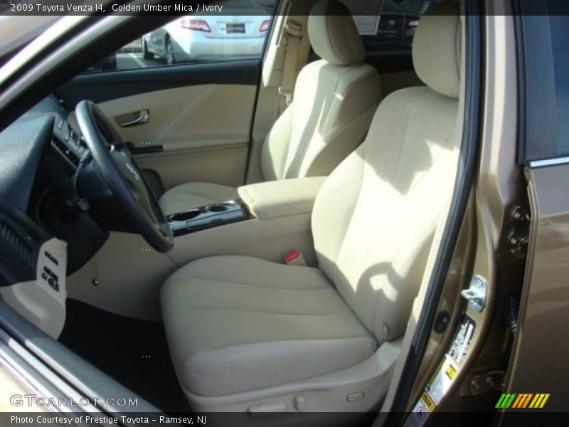 Golden Umber Mica / Ivory 2009 Toyota Venza I4