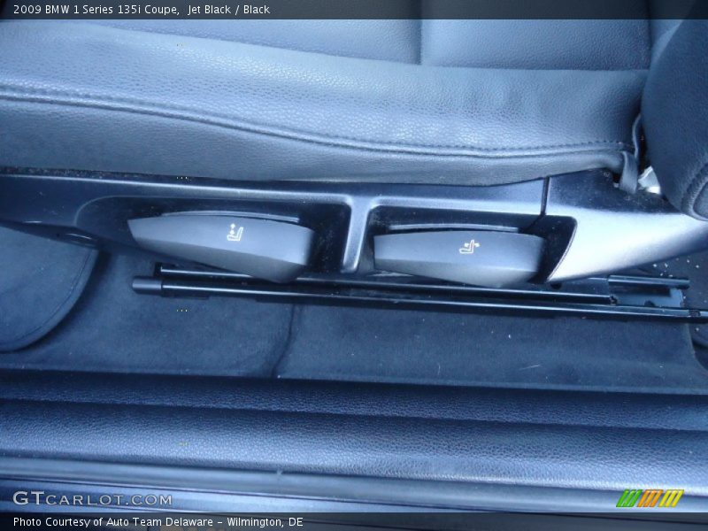 Jet Black / Black 2009 BMW 1 Series 135i Coupe