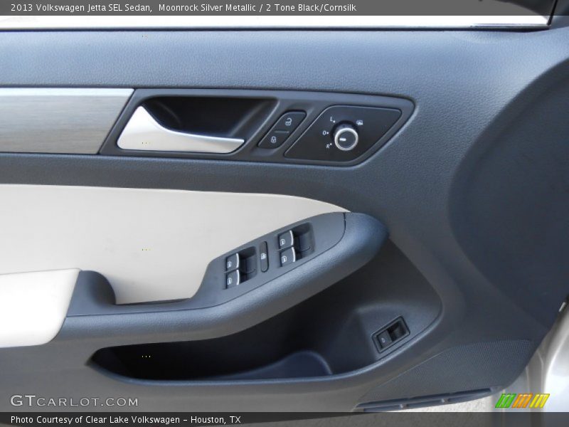 Moonrock Silver Metallic / 2 Tone Black/Cornsilk 2013 Volkswagen Jetta SEL Sedan