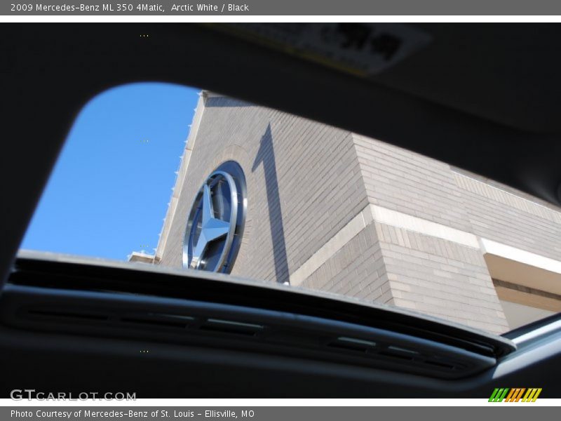 Arctic White / Black 2009 Mercedes-Benz ML 350 4Matic