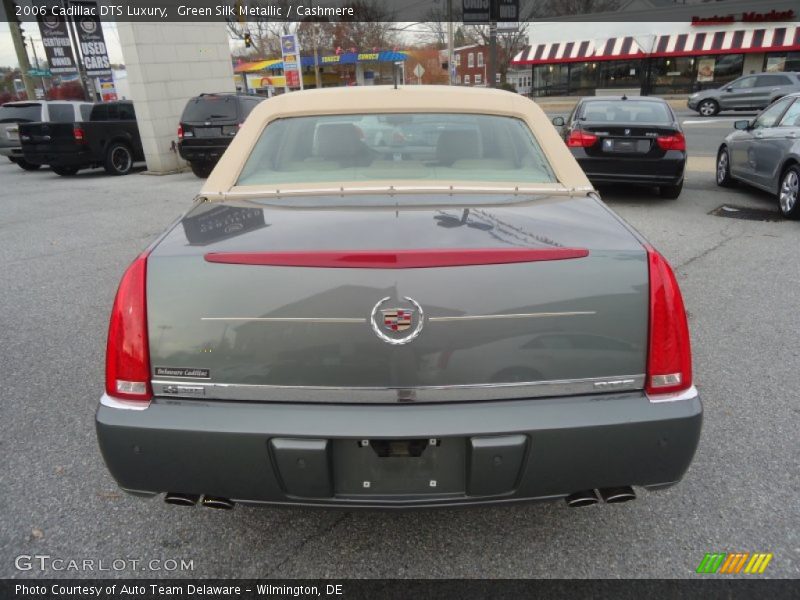 Green Silk Metallic / Cashmere 2006 Cadillac DTS Luxury