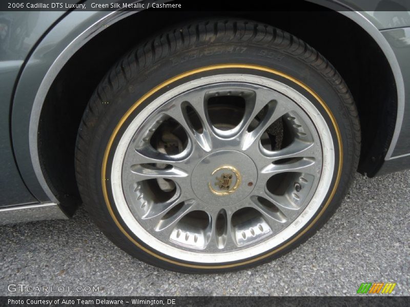 Green Silk Metallic / Cashmere 2006 Cadillac DTS Luxury