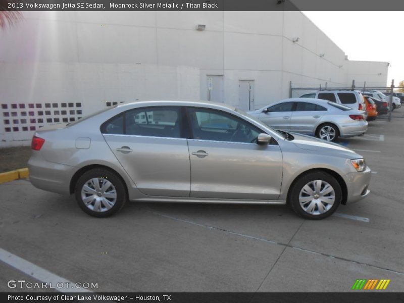 Moonrock Silver Metallic / Titan Black 2013 Volkswagen Jetta SE Sedan